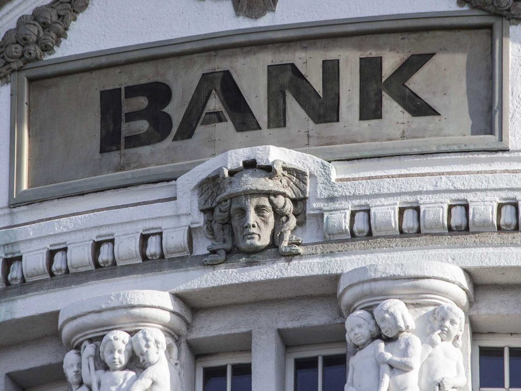 Bank.